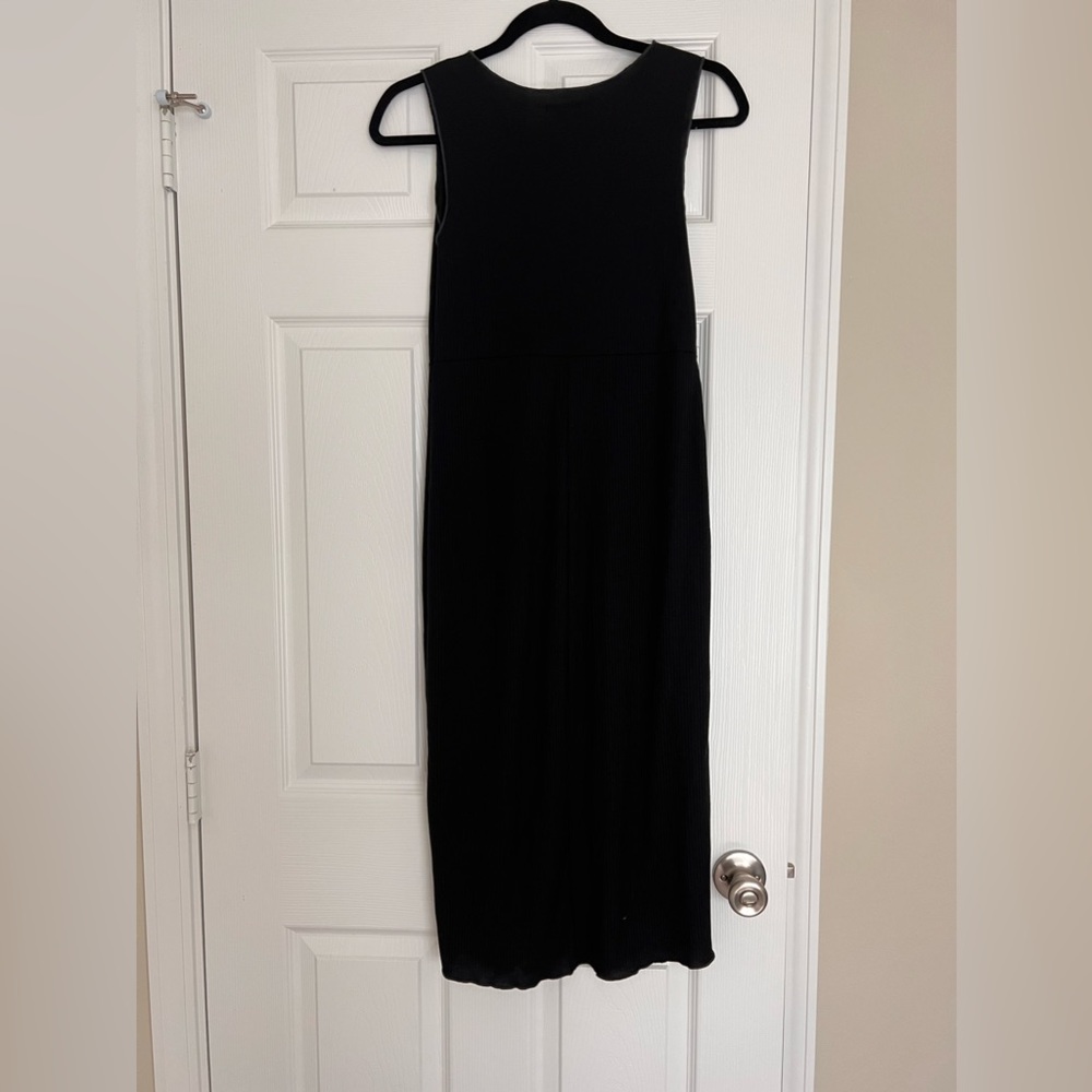 Black MIDI Dress - Picture 2 of 3